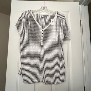 Old Navy linen blend striped Henley tee black and white t-shirt